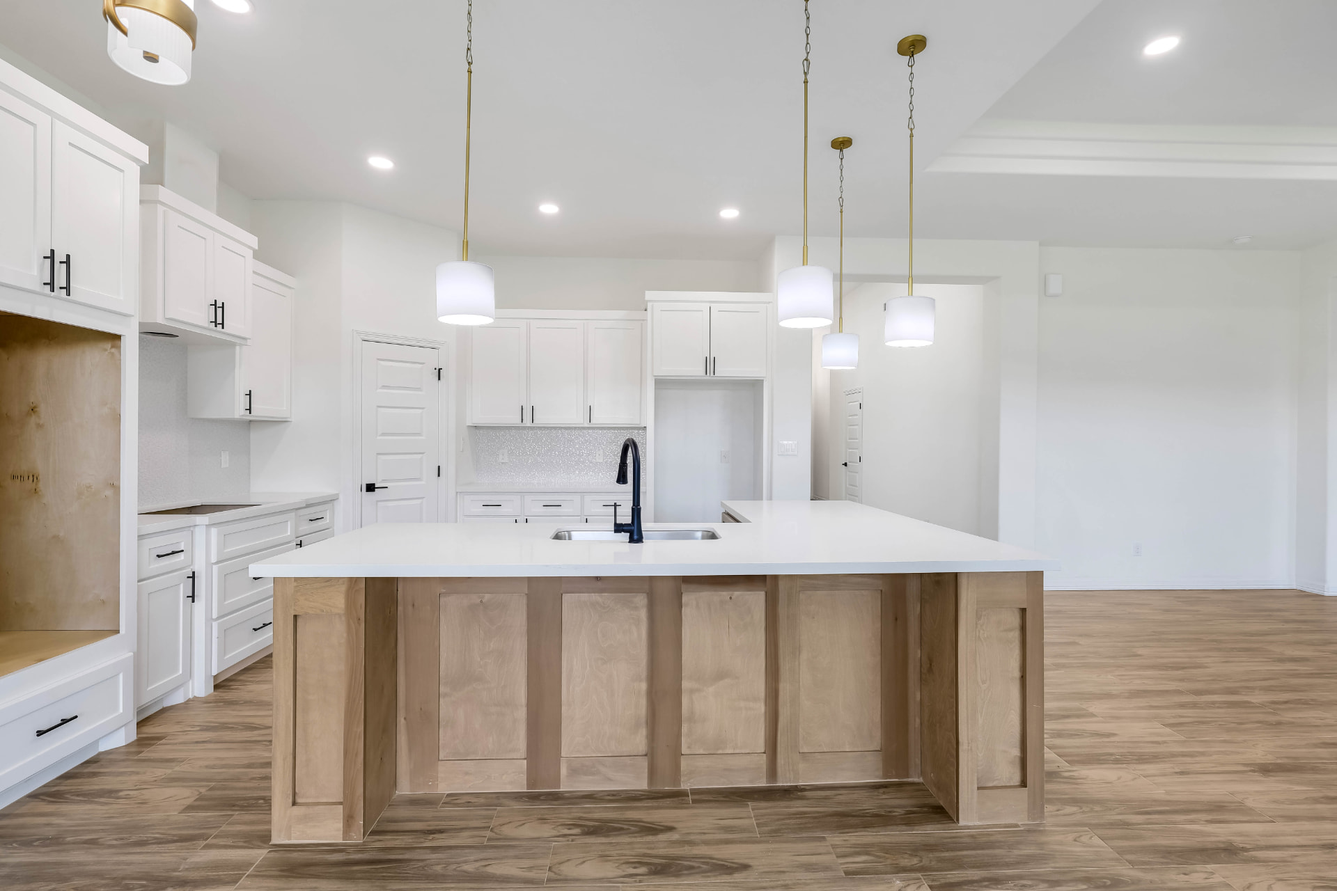 Island · pendant lighting