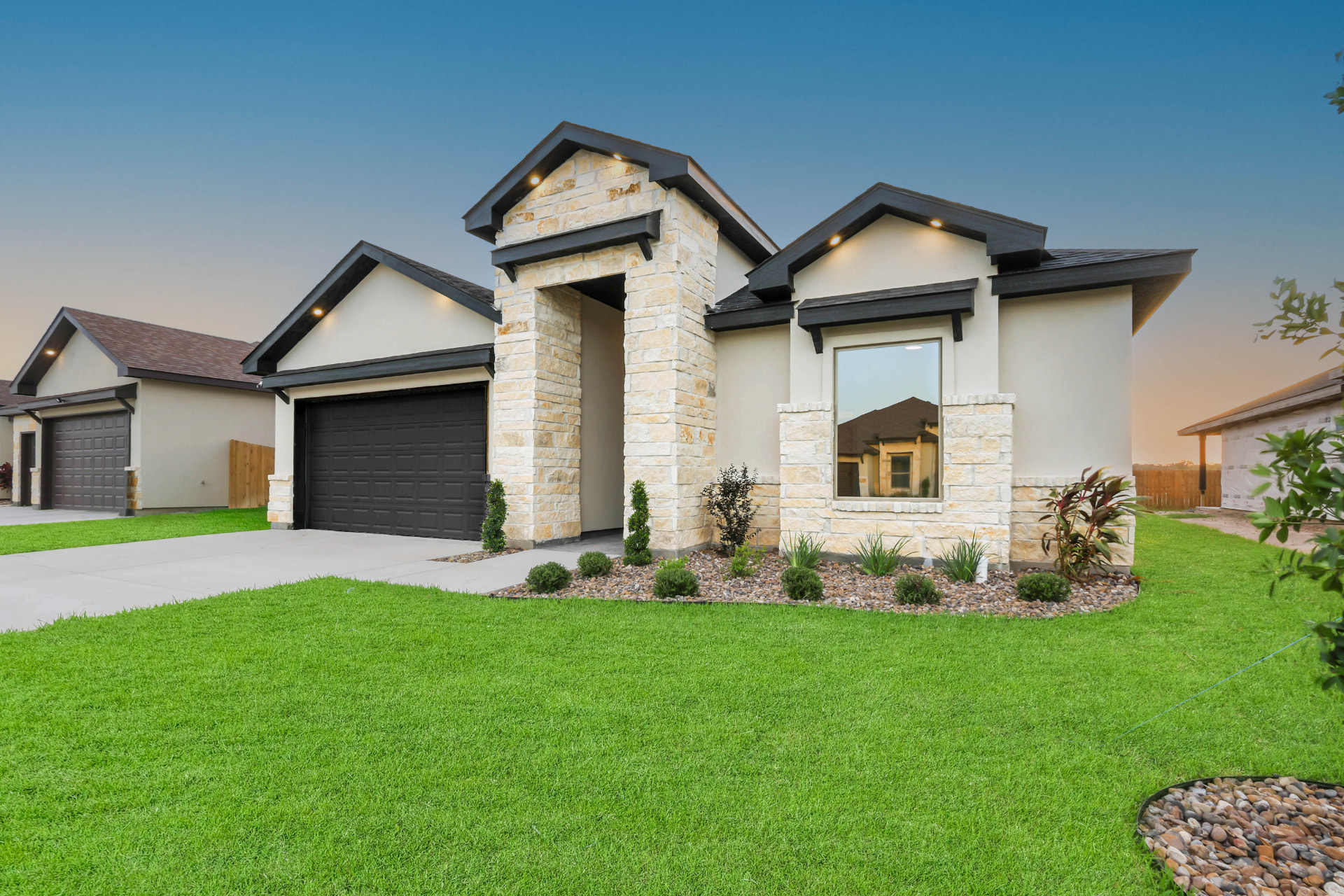 Front elevation · Cobblestone